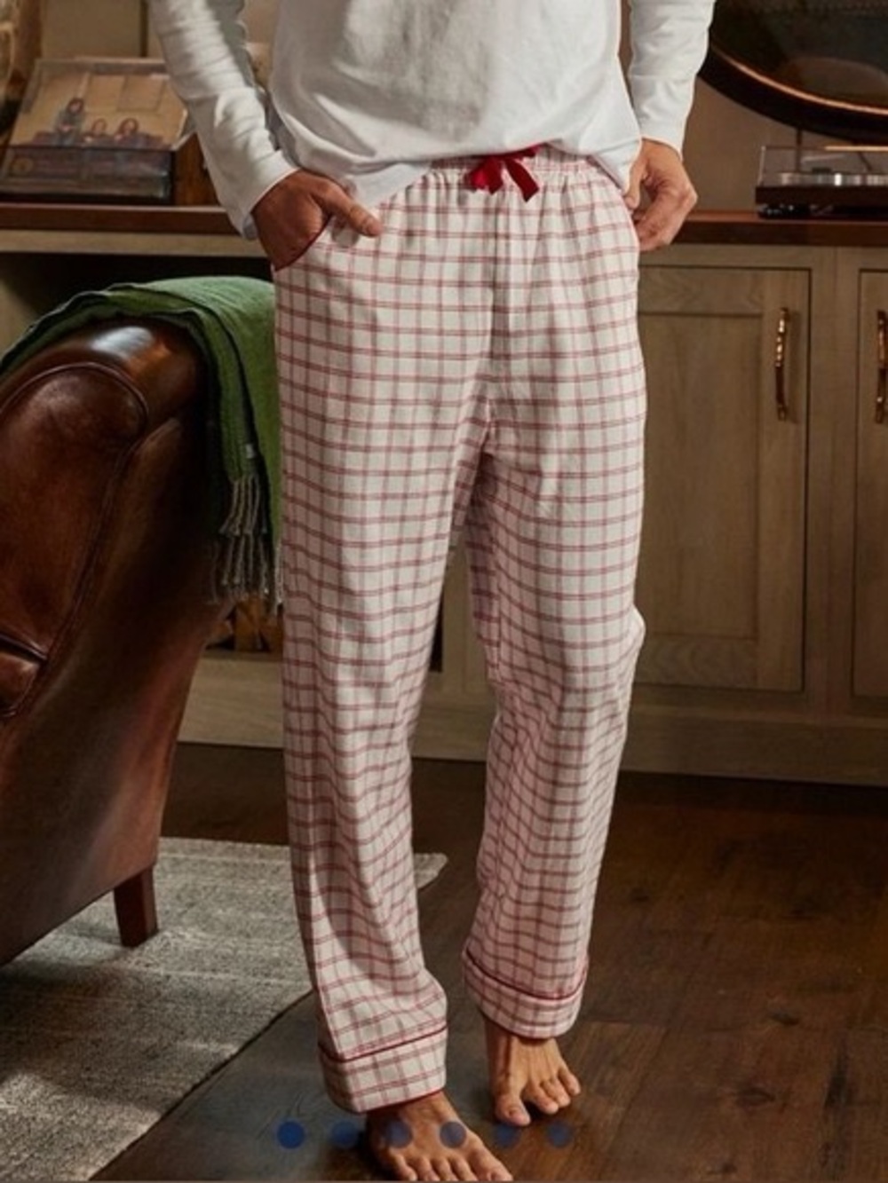 Lake Men’s White Red Flannel Windowpane Plaid Piped Cotton Pajama Pants Medium